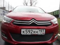 Защита радиатора Citroen C4 HB 2012- black (Фото 1)