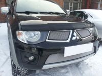 Защита радиатора Mitsubishi L200 2010- chrome верх (Фото 2)