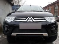 Защита радиатора Mitsubishi L200 2010-2013/Mitsubishi Pajero Sport 2010-2013 black низ (Фото 2)