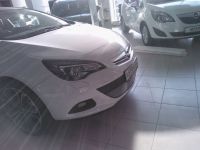 Защита радиатора Opel Astra J GTC 2010- chrome (Фото 1)