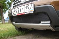 Защита радиатора Renault Duster с вырезом под ДХО black (Фото 4)