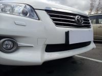 Защита радиатора Toyota Rav 4 2013- black верх (Фото 2)